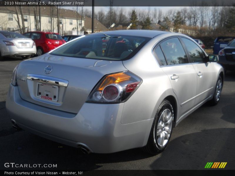 Radiant Silver / Frost 2010 Nissan Altima 2.5