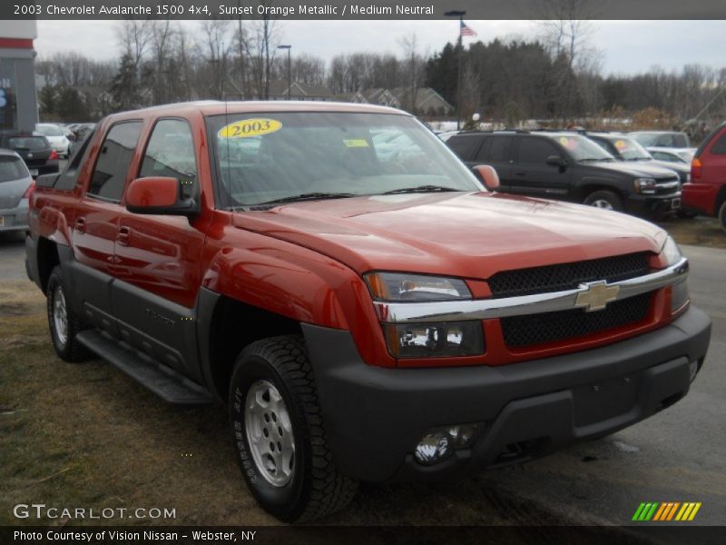 Sunset Orange Metallic / Medium Neutral 2003 Chevrolet Avalanche 1500 4x4