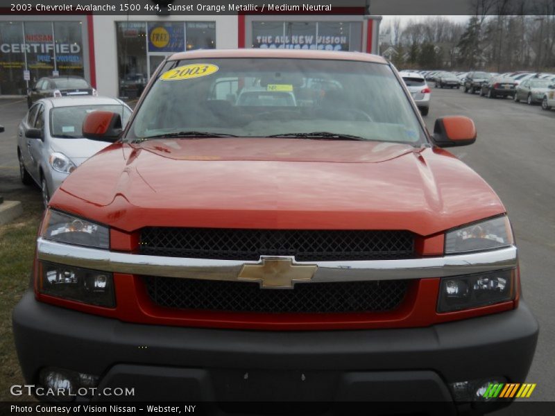 Sunset Orange Metallic / Medium Neutral 2003 Chevrolet Avalanche 1500 4x4