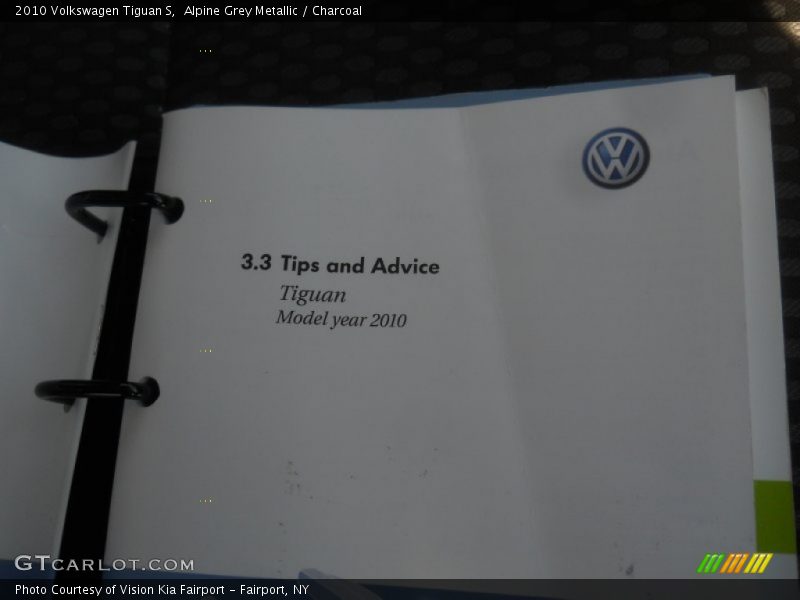 Alpine Grey Metallic / Charcoal 2010 Volkswagen Tiguan S