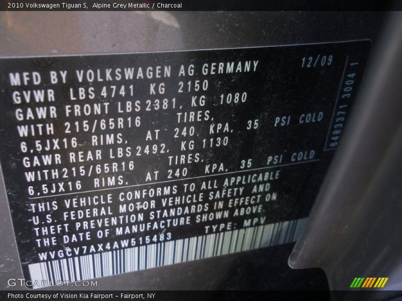 Alpine Grey Metallic / Charcoal 2010 Volkswagen Tiguan S