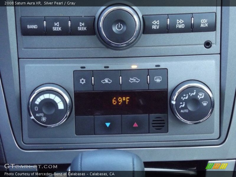 Silver Pearl / Gray 2008 Saturn Aura XR