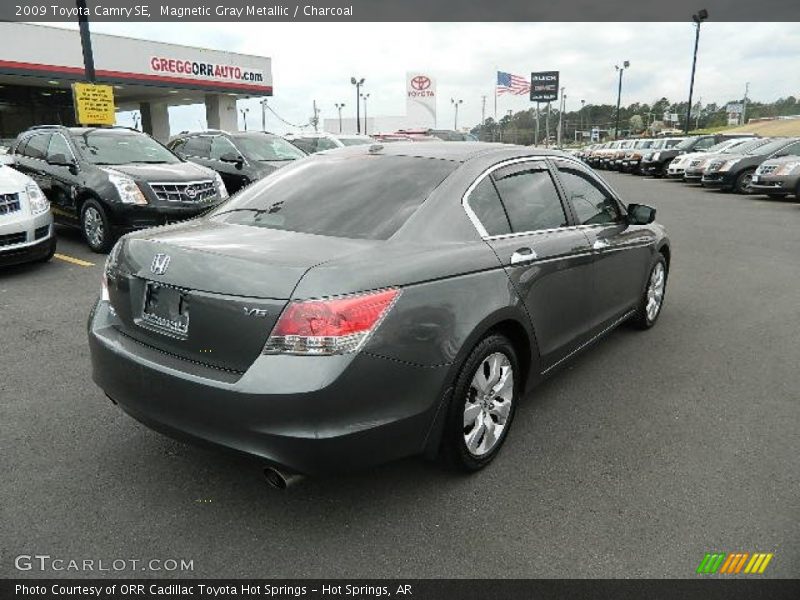Magnetic Gray Metallic / Charcoal 2009 Toyota Camry SE