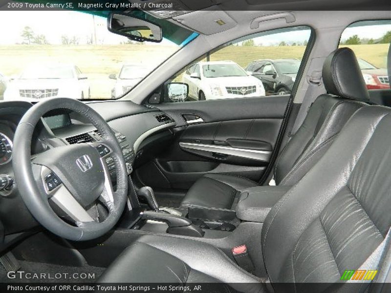 Magnetic Gray Metallic / Charcoal 2009 Toyota Camry SE