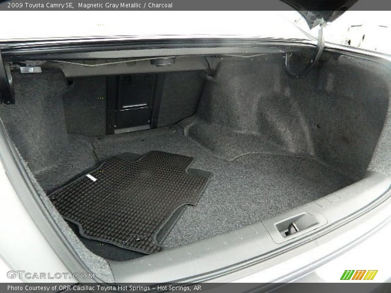 Magnetic Gray Metallic / Charcoal 2009 Toyota Camry SE