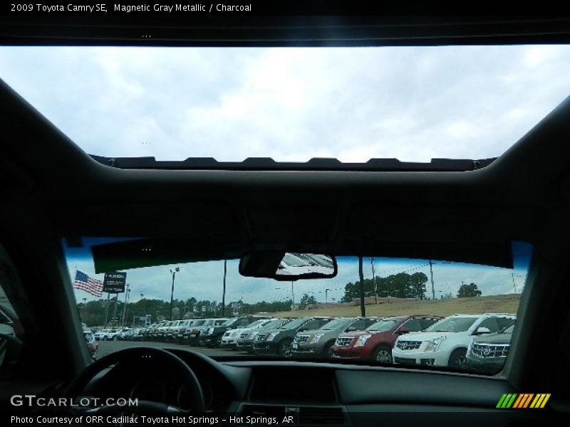 Magnetic Gray Metallic / Charcoal 2009 Toyota Camry SE