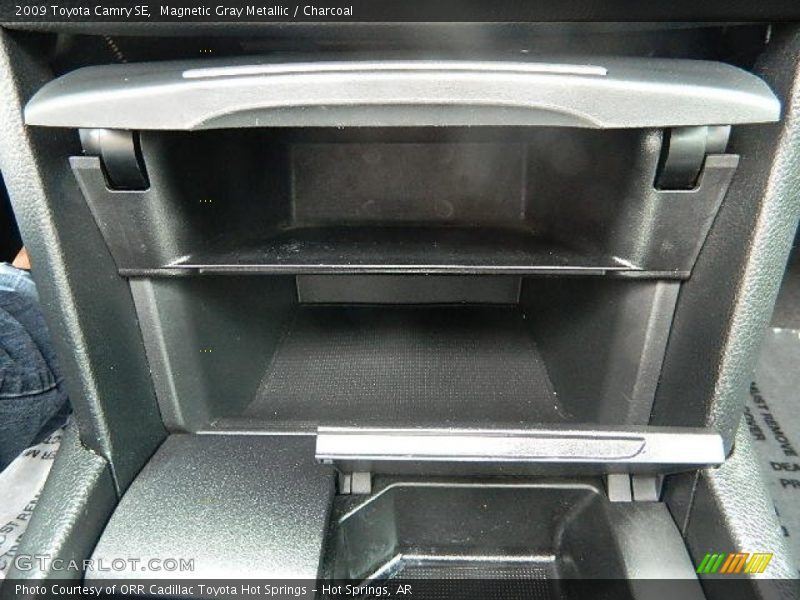 Magnetic Gray Metallic / Charcoal 2009 Toyota Camry SE