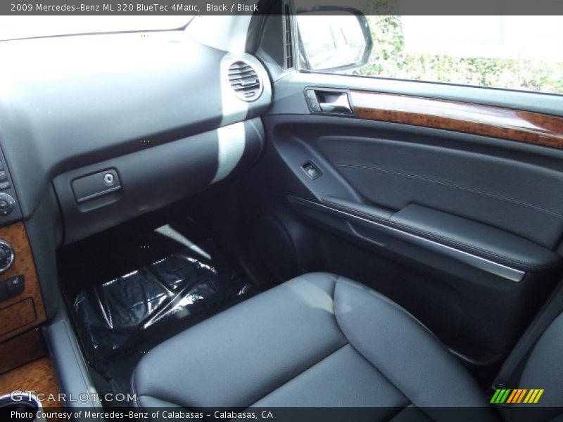 Black / Black 2009 Mercedes-Benz ML 320 BlueTec 4Matic
