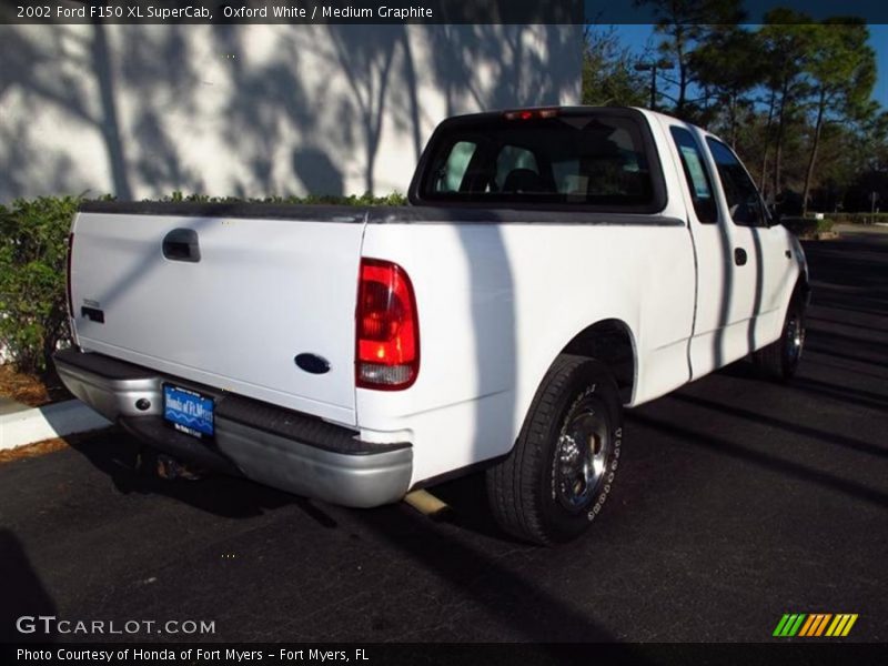 Oxford White / Medium Graphite 2002 Ford F150 XL SuperCab