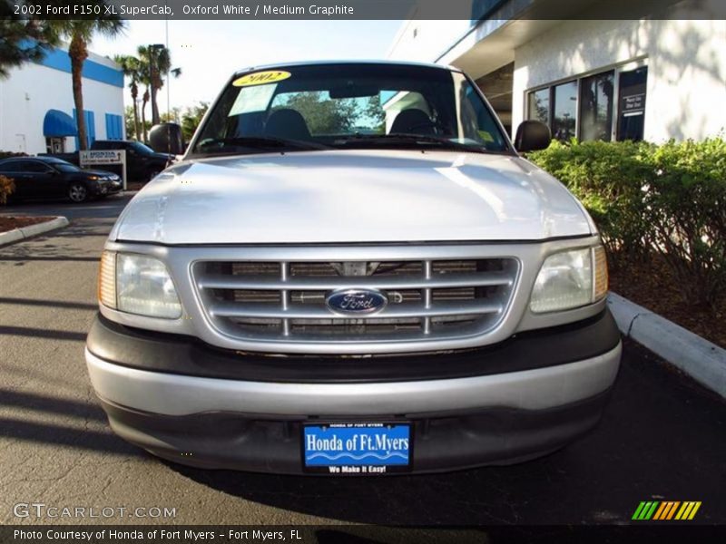 Oxford White / Medium Graphite 2002 Ford F150 XL SuperCab