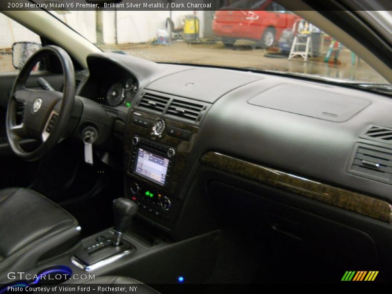 Brilliant Silver Metallic / Dark Charcoal 2009 Mercury Milan V6 Premier
