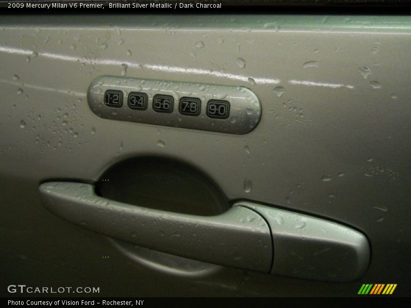 Brilliant Silver Metallic / Dark Charcoal 2009 Mercury Milan V6 Premier