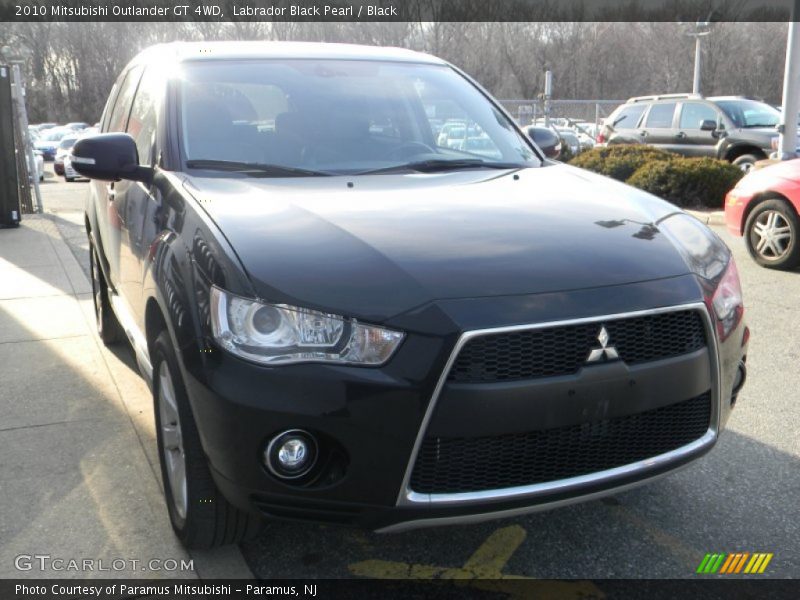 Labrador Black Pearl / Black 2010 Mitsubishi Outlander GT 4WD