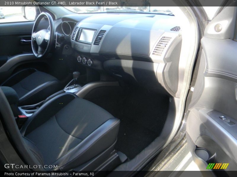 Labrador Black Pearl / Black 2010 Mitsubishi Outlander GT 4WD