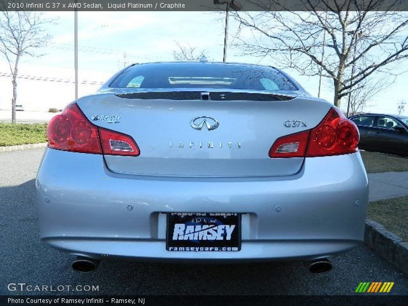 Liquid Platinum / Graphite 2010 Infiniti G 37 x AWD Sedan