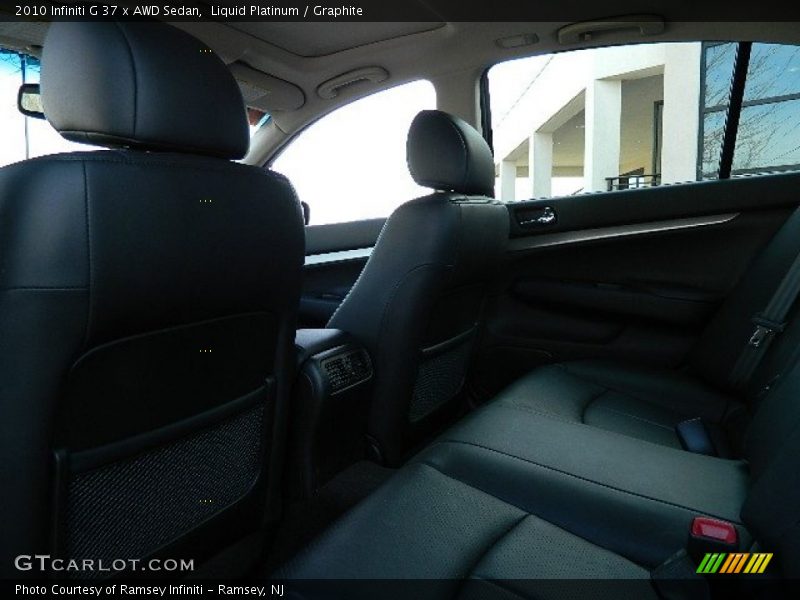 Liquid Platinum / Graphite 2010 Infiniti G 37 x AWD Sedan
