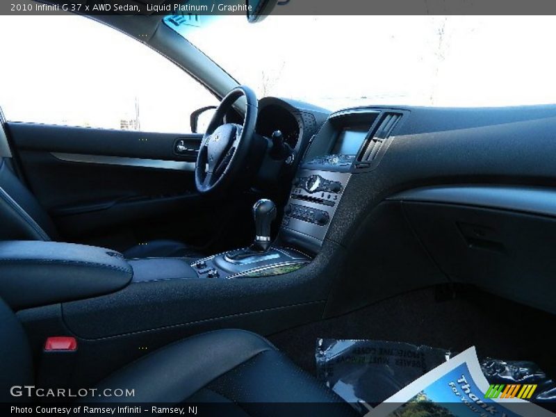 Liquid Platinum / Graphite 2010 Infiniti G 37 x AWD Sedan