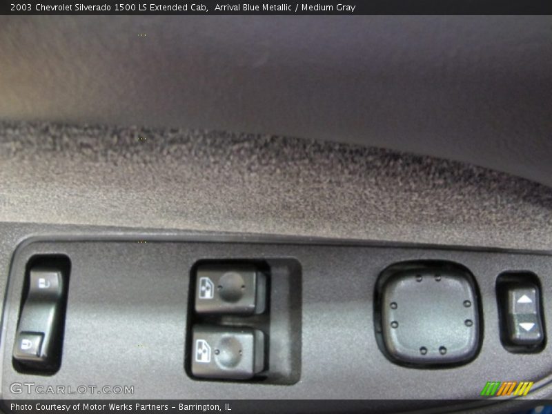 Arrival Blue Metallic / Medium Gray 2003 Chevrolet Silverado 1500 LS Extended Cab