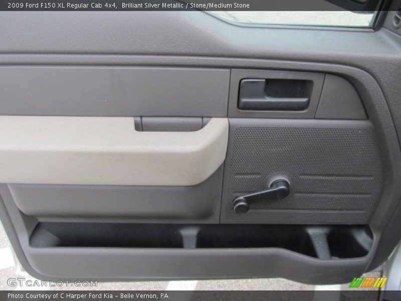 Brilliant Silver Metallic / Stone/Medium Stone 2009 Ford F150 XL Regular Cab 4x4