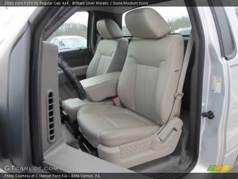 Brilliant Silver Metallic / Stone/Medium Stone 2009 Ford F150 XL Regular Cab 4x4
