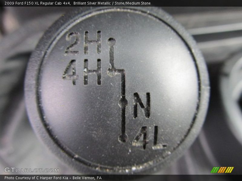 Brilliant Silver Metallic / Stone/Medium Stone 2009 Ford F150 XL Regular Cab 4x4