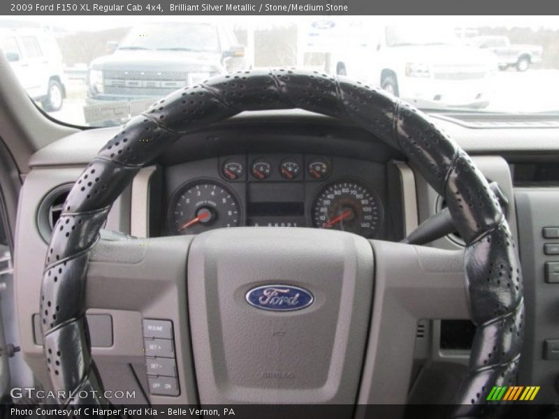 Brilliant Silver Metallic / Stone/Medium Stone 2009 Ford F150 XL Regular Cab 4x4