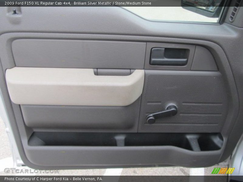 Brilliant Silver Metallic / Stone/Medium Stone 2009 Ford F150 XL Regular Cab 4x4