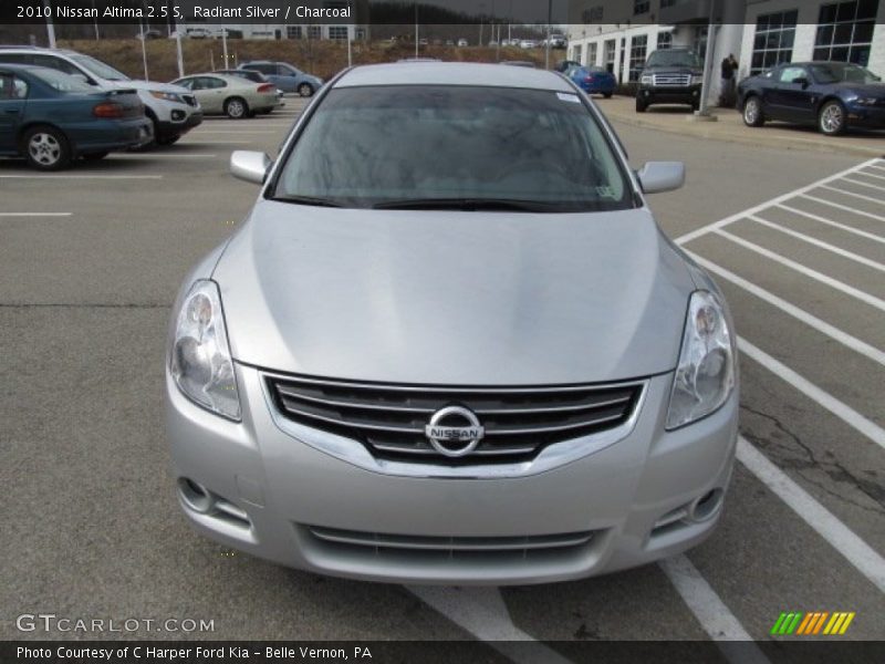 Radiant Silver / Charcoal 2010 Nissan Altima 2.5 S