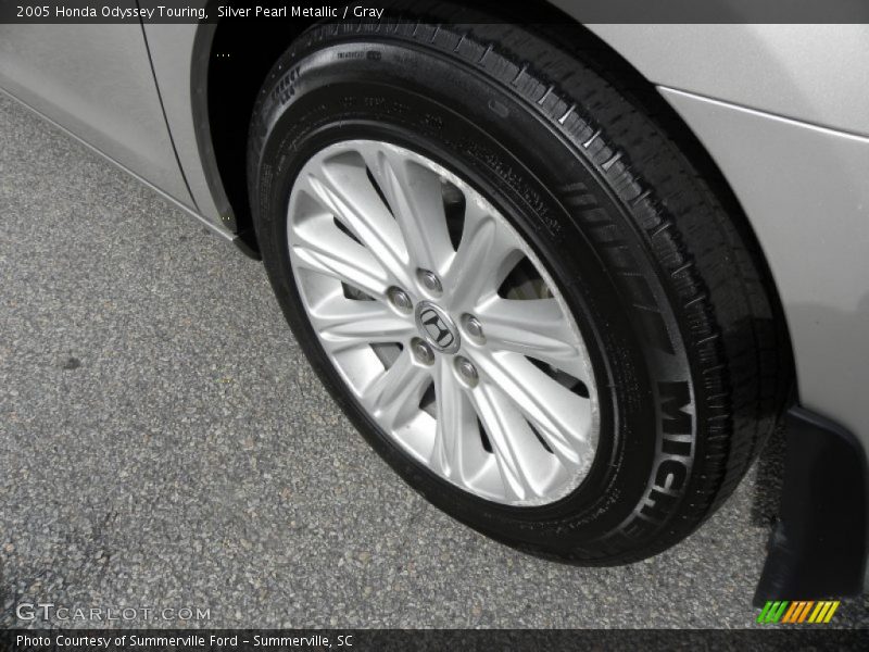 Silver Pearl Metallic / Gray 2005 Honda Odyssey Touring