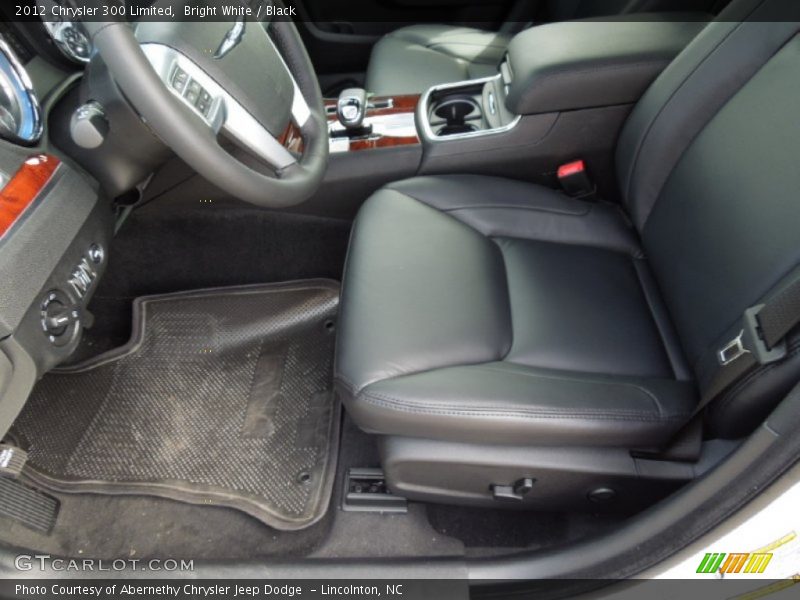 Bright White / Black 2012 Chrysler 300 Limited