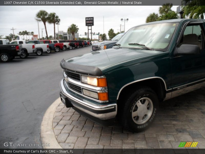Emerald Green Metallic / Neutral Shale 1997 Chevrolet C/K C1500 Silverado Extended Cab