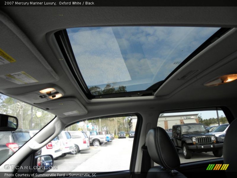 Oxford White / Black 2007 Mercury Mariner Luxury