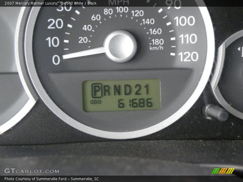 Oxford White / Black 2007 Mercury Mariner Luxury