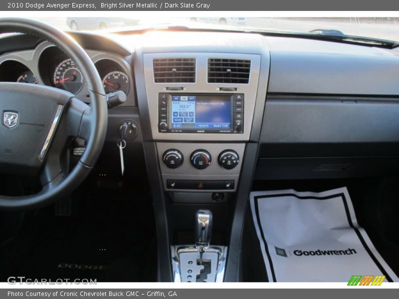 Bright Silver Metallic / Dark Slate Gray 2010 Dodge Avenger Express
