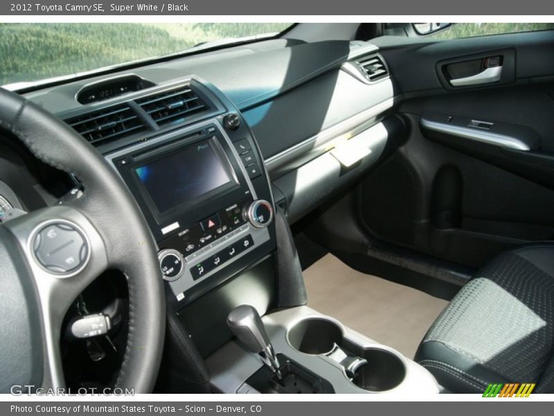 Super White / Black 2012 Toyota Camry SE