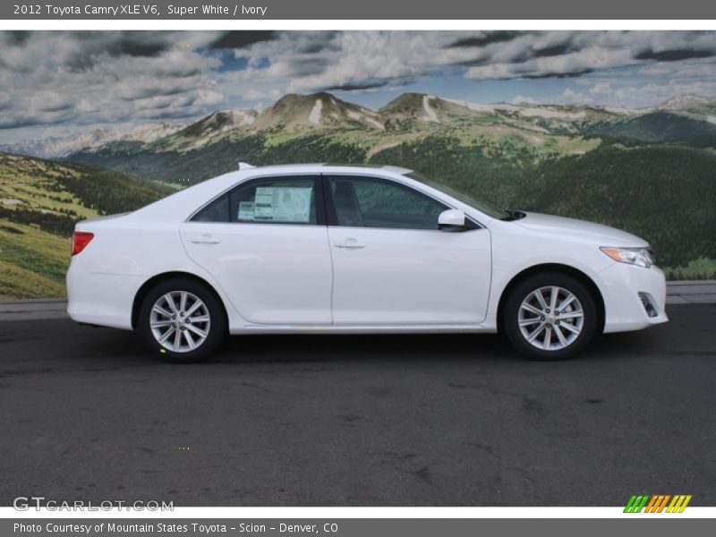 Super White / Ivory 2012 Toyota Camry XLE V6
