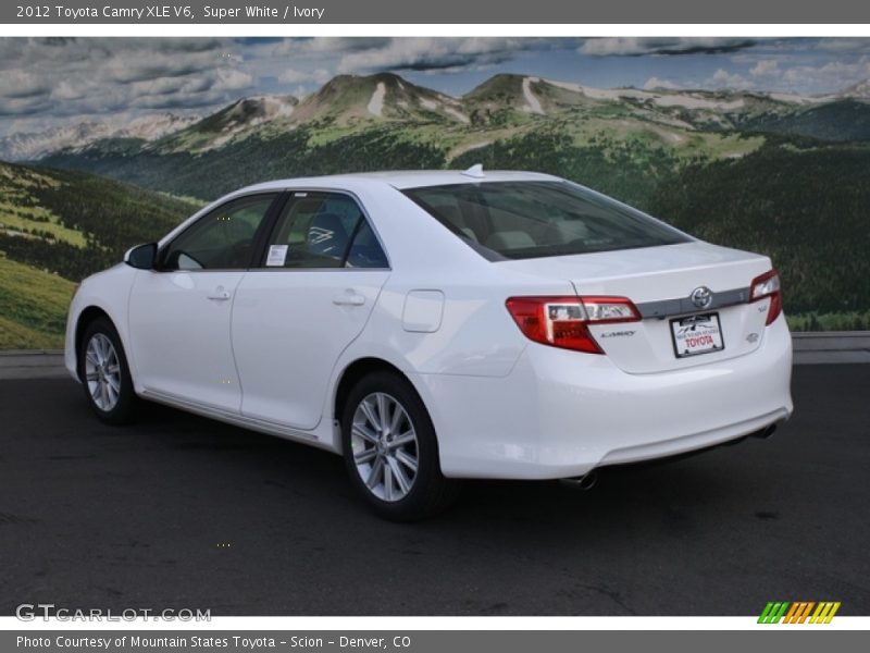 Super White / Ivory 2012 Toyota Camry XLE V6