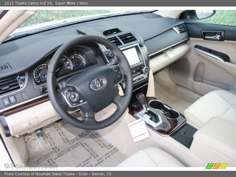 Super White / Ivory 2012 Toyota Camry XLE V6