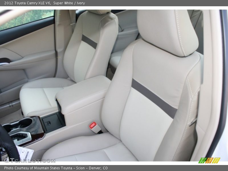 Super White / Ivory 2012 Toyota Camry XLE V6