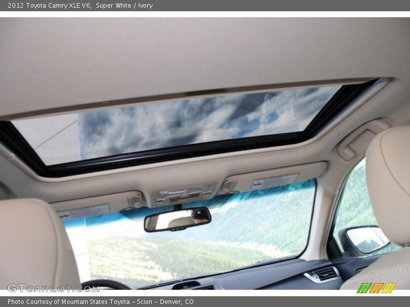 Super White / Ivory 2012 Toyota Camry XLE V6