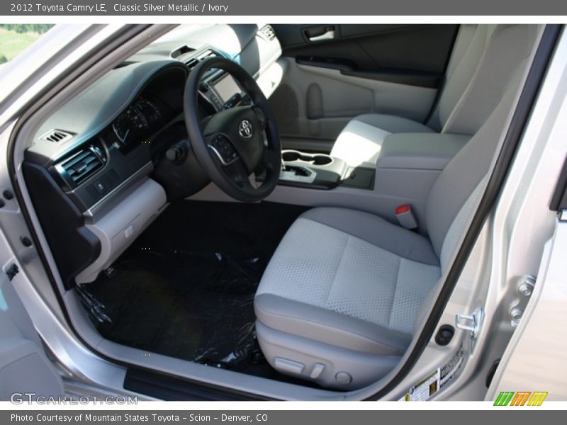 Classic Silver Metallic / Ivory 2012 Toyota Camry LE