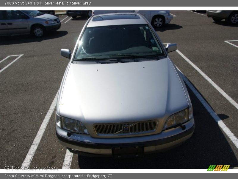 Silver Metallic / Silver Grey 2000 Volvo S40 1.9T