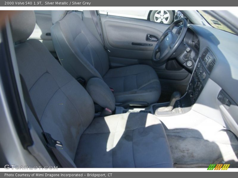 Silver Metallic / Silver Grey 2000 Volvo S40 1.9T