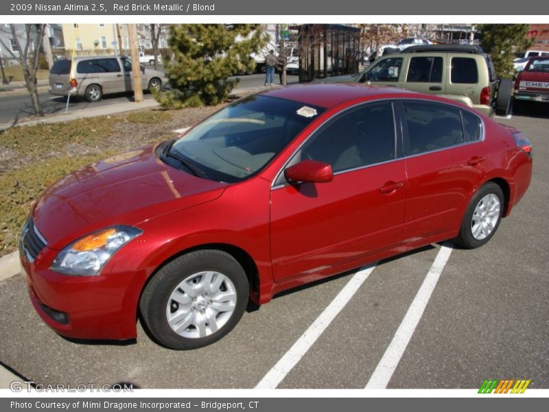Red Brick Metallic / Blond 2009 Nissan Altima 2.5