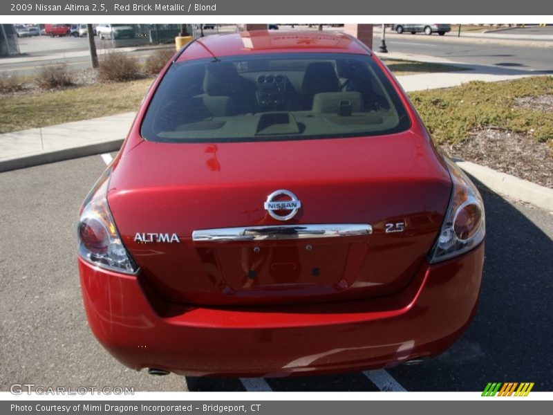 Red Brick Metallic / Blond 2009 Nissan Altima 2.5