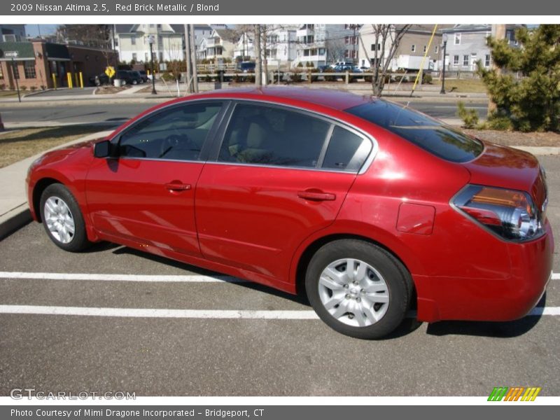 Red Brick Metallic / Blond 2009 Nissan Altima 2.5