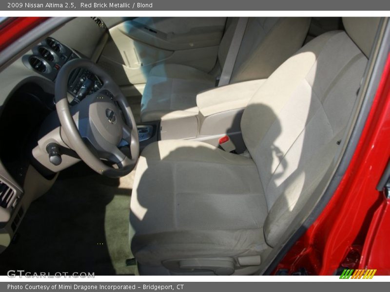 Red Brick Metallic / Blond 2009 Nissan Altima 2.5