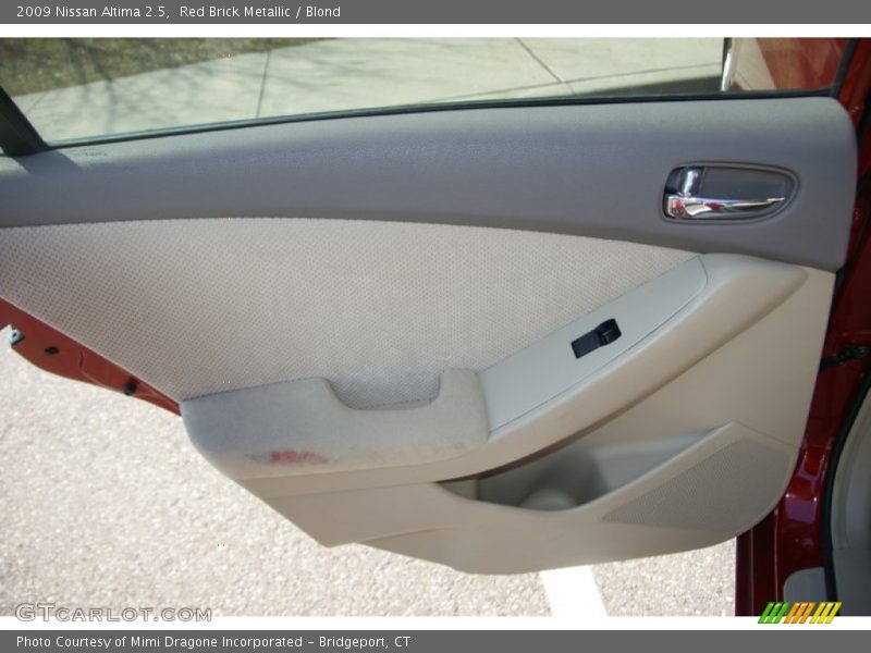 Red Brick Metallic / Blond 2009 Nissan Altima 2.5