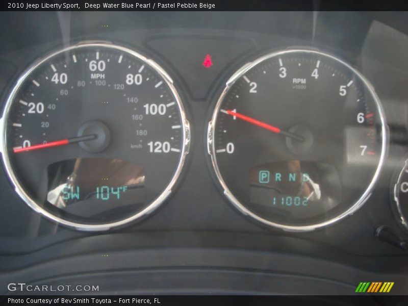 Deep Water Blue Pearl / Pastel Pebble Beige 2010 Jeep Liberty Sport