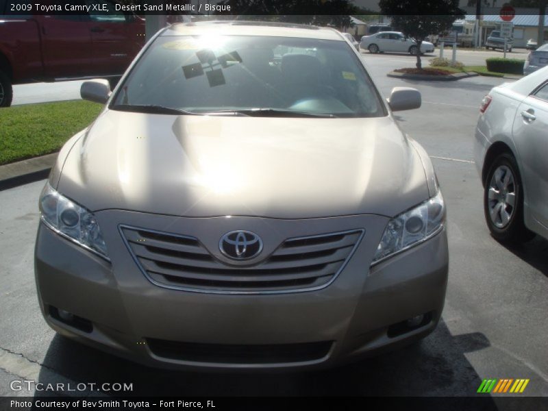 Desert Sand Metallic / Bisque 2009 Toyota Camry XLE